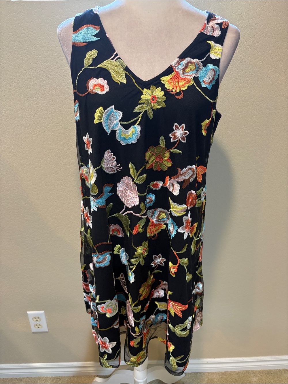 Beige by eci Black Sleeveless Embroidered Floral Midi Dress
